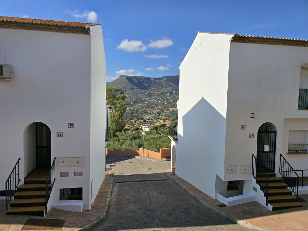 3 soveværelse Byhus til salg i Alcaucin med swimmingpool garage - € 185.000 (Ref: 9283042)