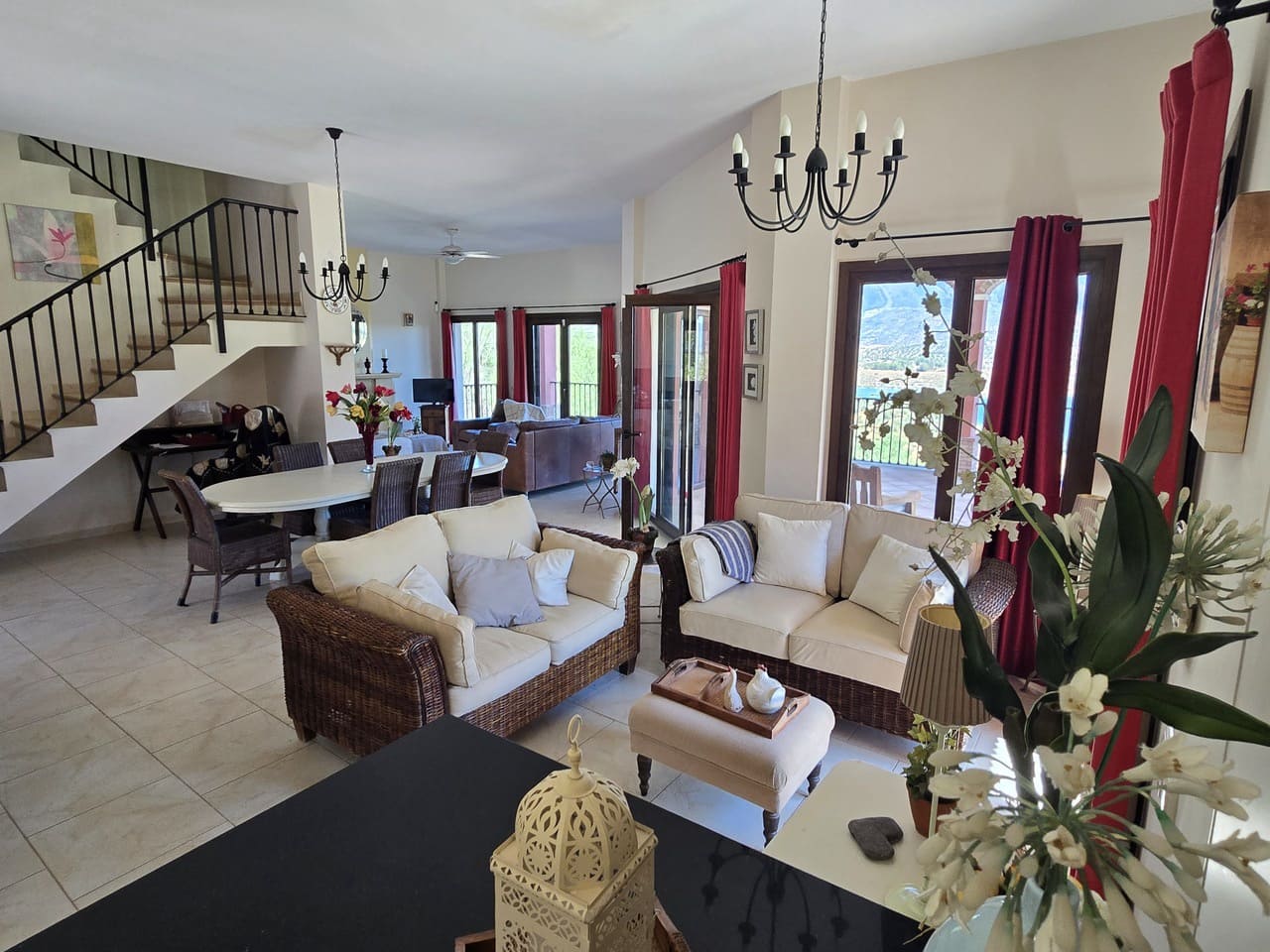 6 slaapkamer Villa te koop in Vinuela met zwembad garage - € 795.000 (Ref: 9288490)