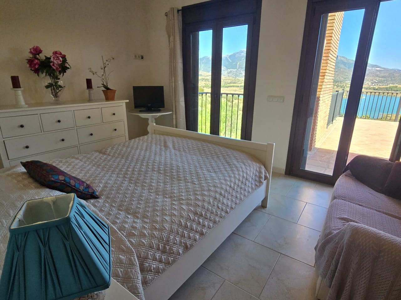 6 slaapkamer Villa te koop in Vinuela met zwembad garage - € 795.000 (Ref: 9288490)