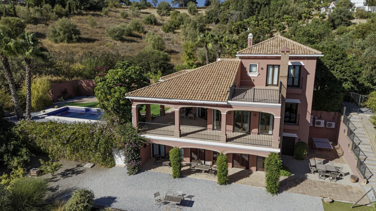 6 slaapkamer Villa te koop in Vinuela met zwembad garage - € 795.000 (Ref: 9288490)