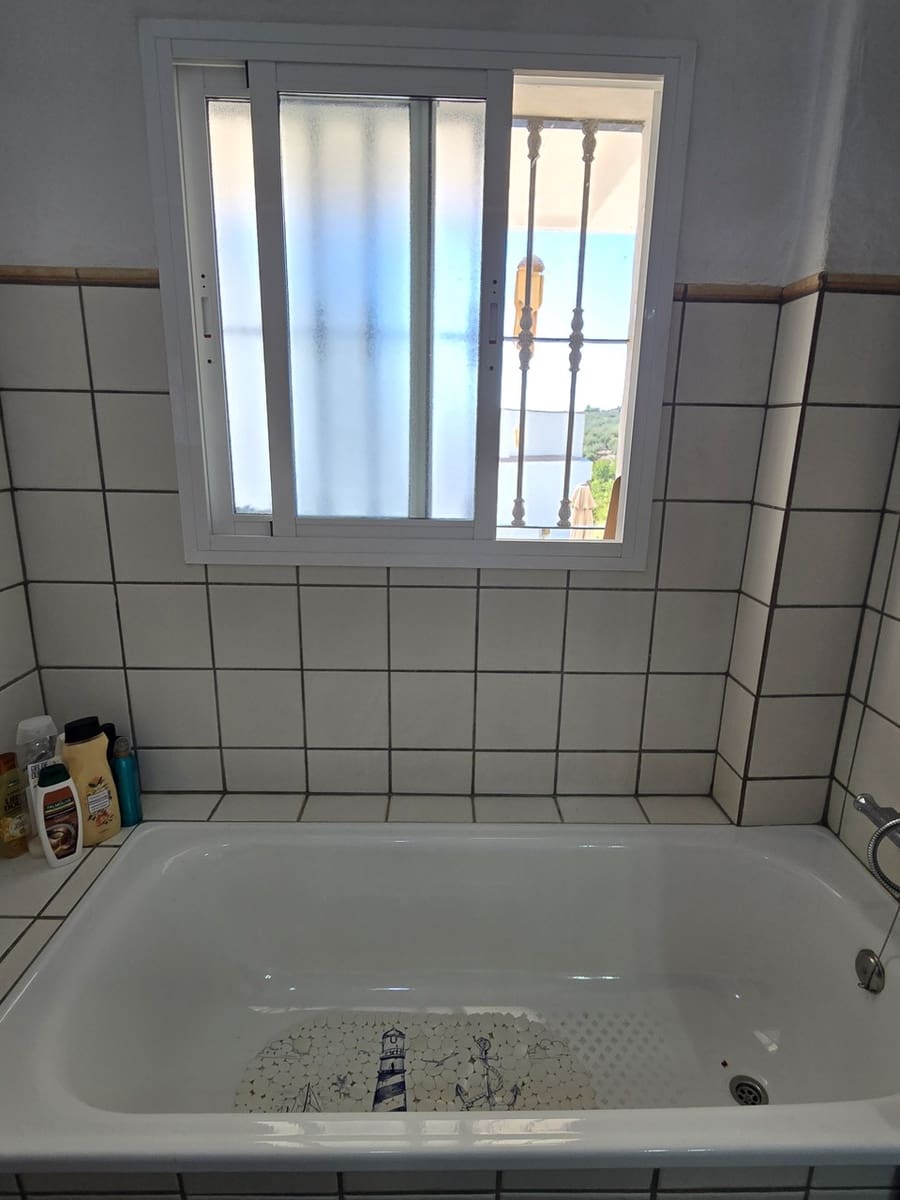2 quarto Moradia para venda em Periana com piscina garagem - 245 000 € (Ref: 9296063)