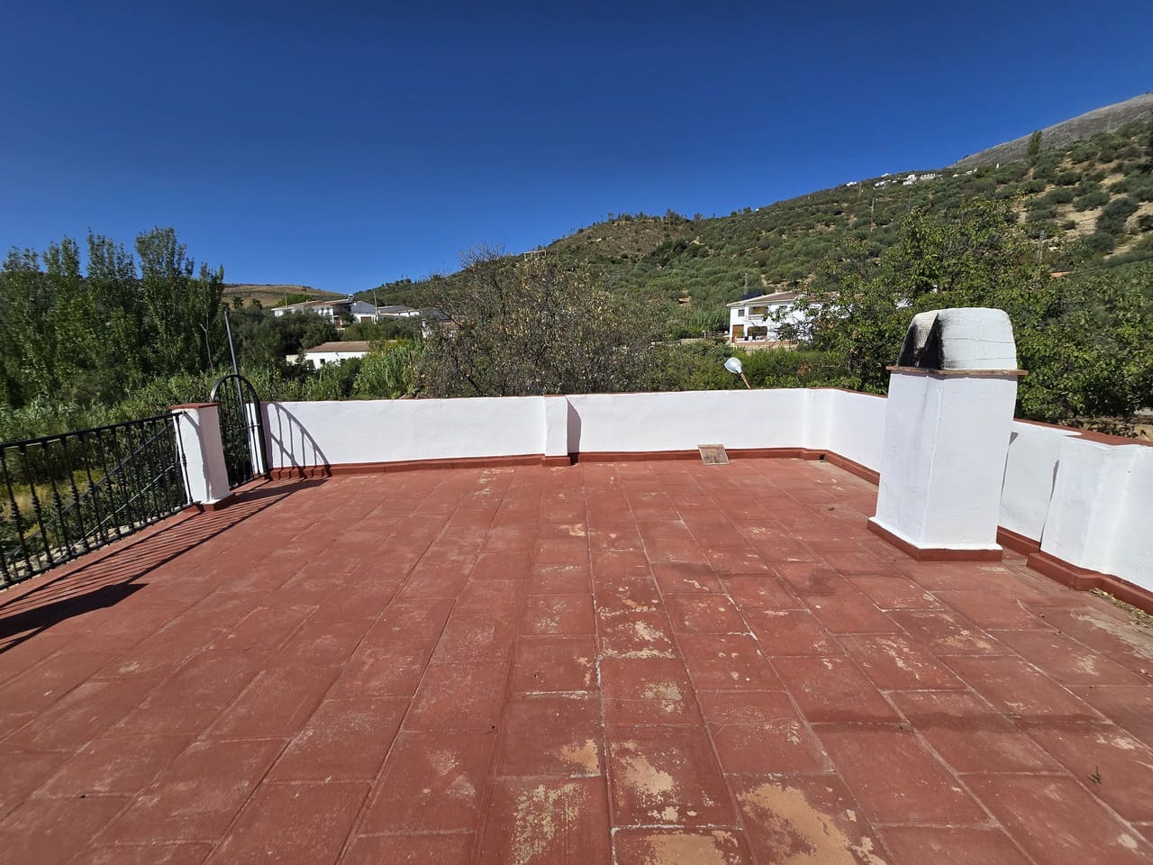 2 quarto Moradia para venda em Periana com piscina garagem - 245 000 € (Ref: 9296063)