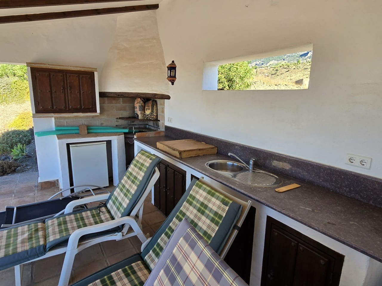 4 sypialnia Willa na sprzedaż w Canillas de Aceituno z basenem garażem - 589 950 € (Ref: 9331891)