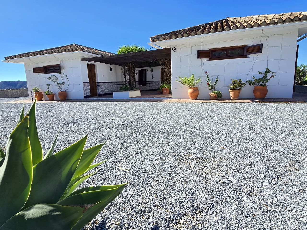 4 sypialnia Willa na sprzedaż w Canillas de Aceituno z basenem garażem - 589 950 € (Ref: 9331891)