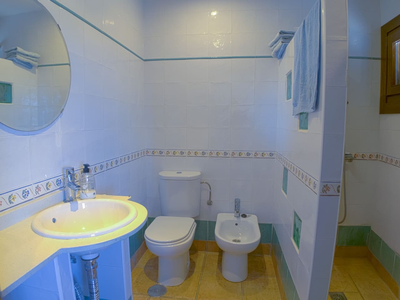 4 sypialnia Willa na sprzedaż w Canillas de Aceituno z basenem garażem - 589 950 € (Ref: 9331891)