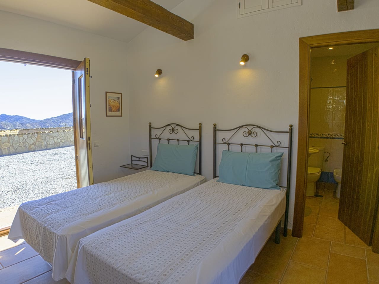 4 sypialnia Willa na sprzedaż w Canillas de Aceituno z basenem garażem - 589 950 € (Ref: 9331891)