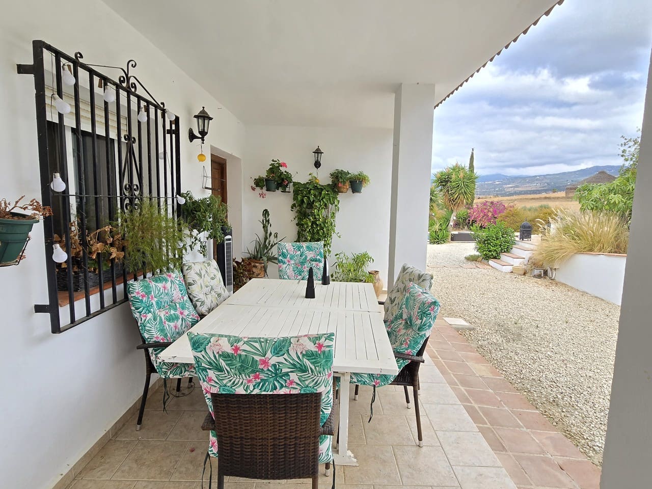 3 sovrum Villa till salu i Alcaucin med pool garage - 365 000 € (Ref: 9335633)