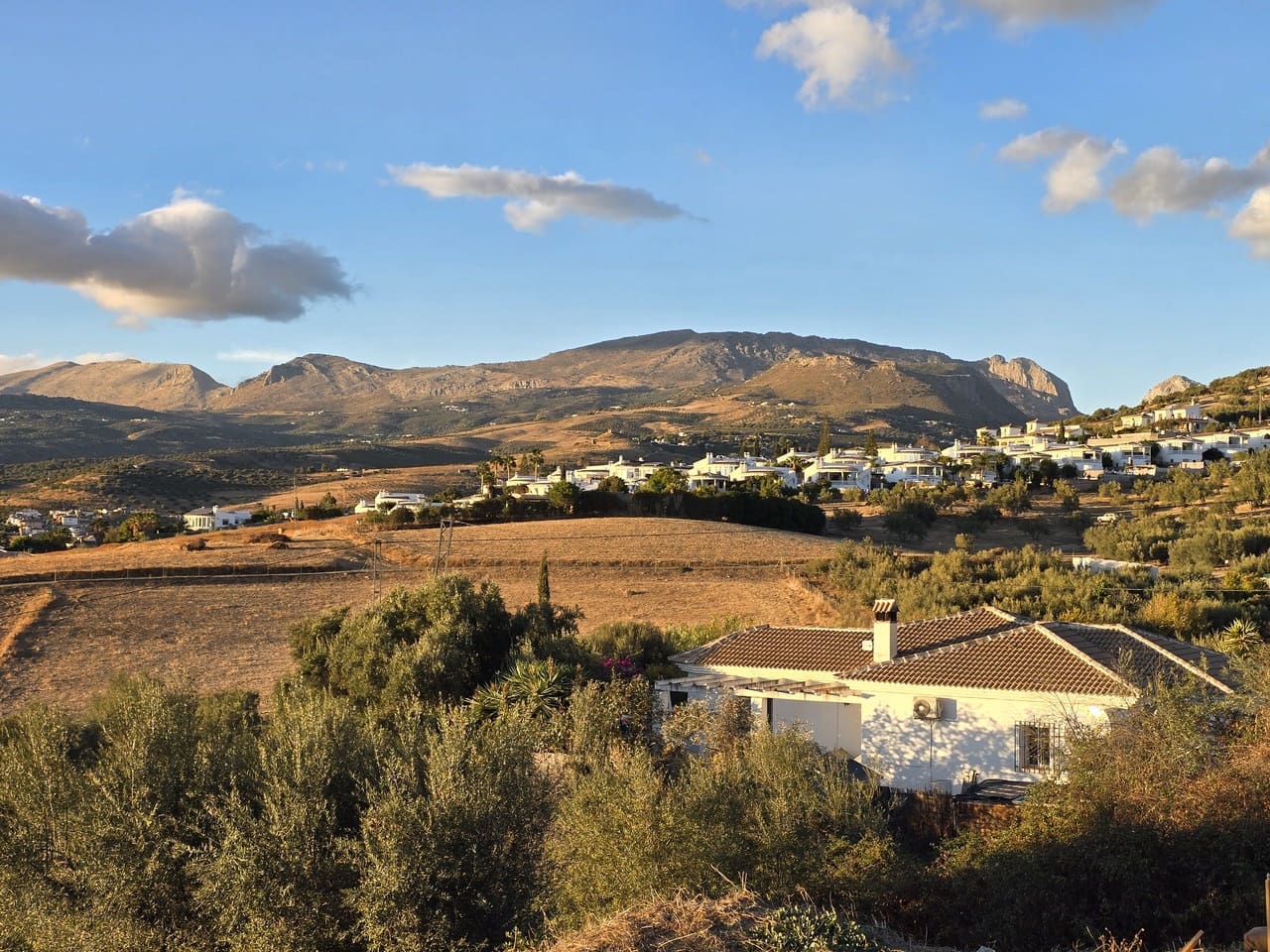 3 sovrum Villa till salu i Alcaucin med pool garage - 365 000 € (Ref: 9335633)