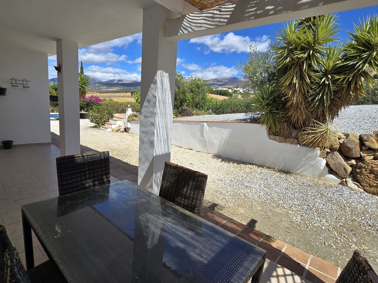 3 soverom Villa til salgs i Alcaucin med svømmebasseng garasje - € 345 000 (Ref: 9335633)
