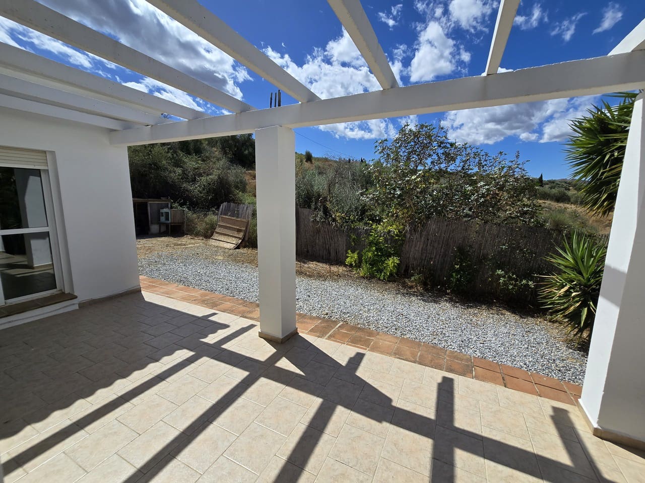 3 soverom Villa til salgs i Alcaucin med svømmebasseng garasje - € 345 000 (Ref: 9335633)