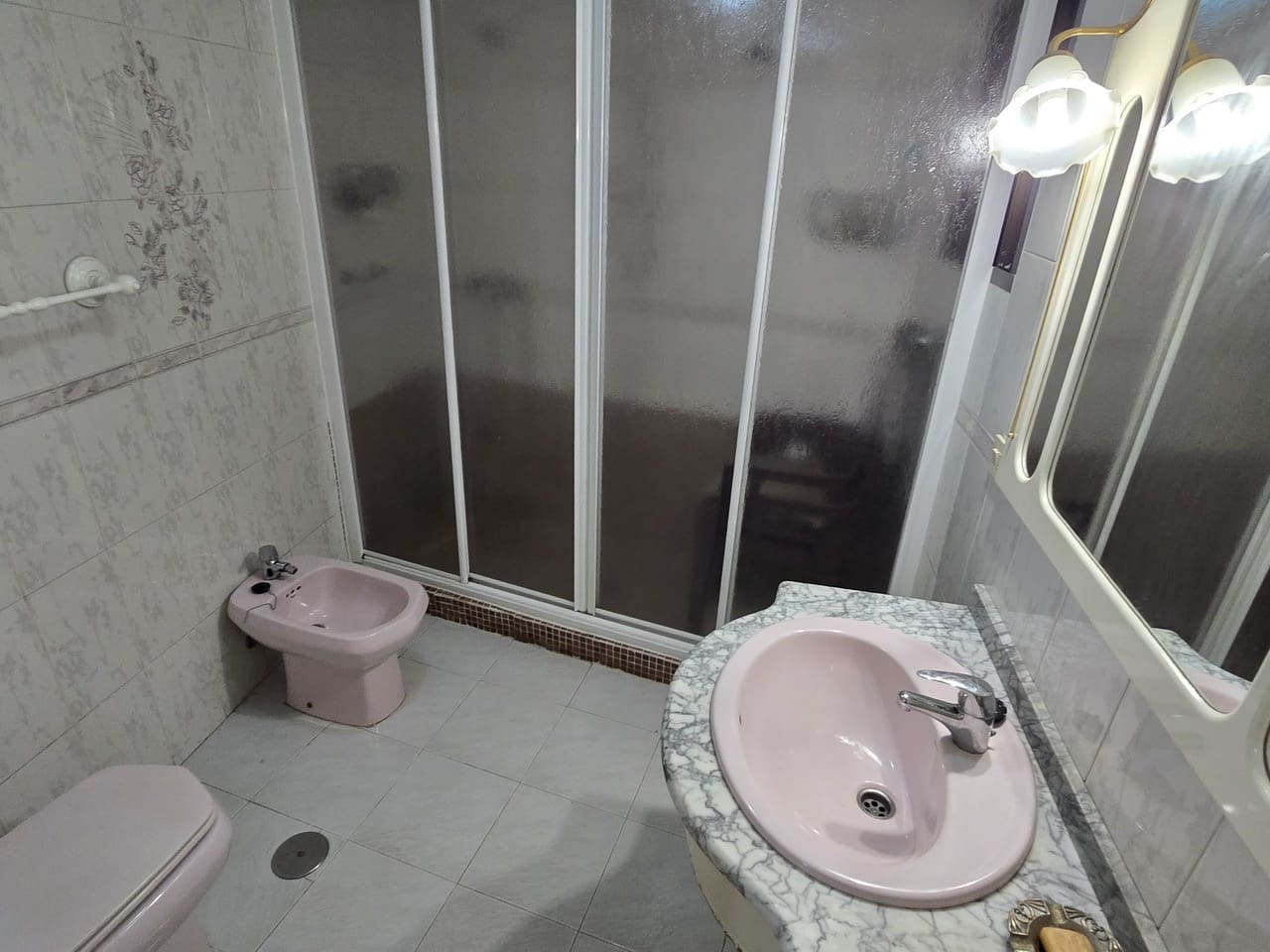 6 sovrum Hus till salu i Alcaucin med garage - 195 000 € (Ref: 9337051)