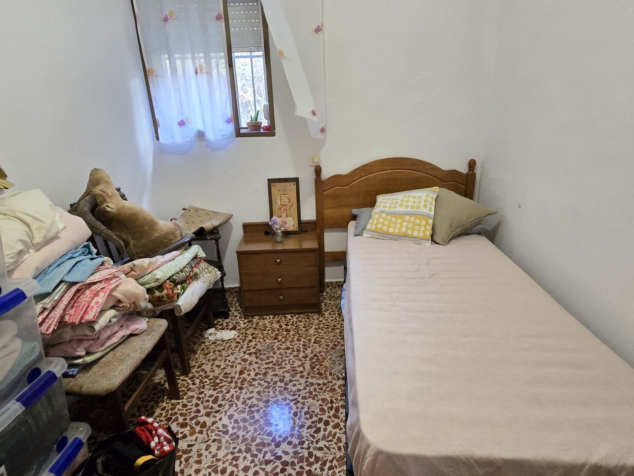 6 sovrum Hus till salu i Alcaucin med garage - 195 000 € (Ref: 9337051)