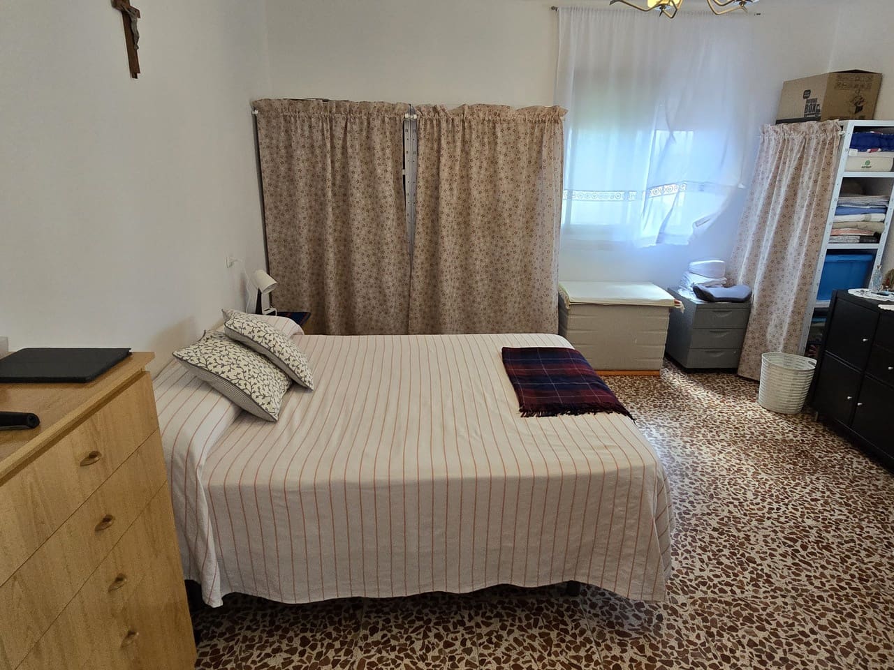 6 sovrum Hus till salu i Alcaucin med garage - 195 000 € (Ref: 9337051)