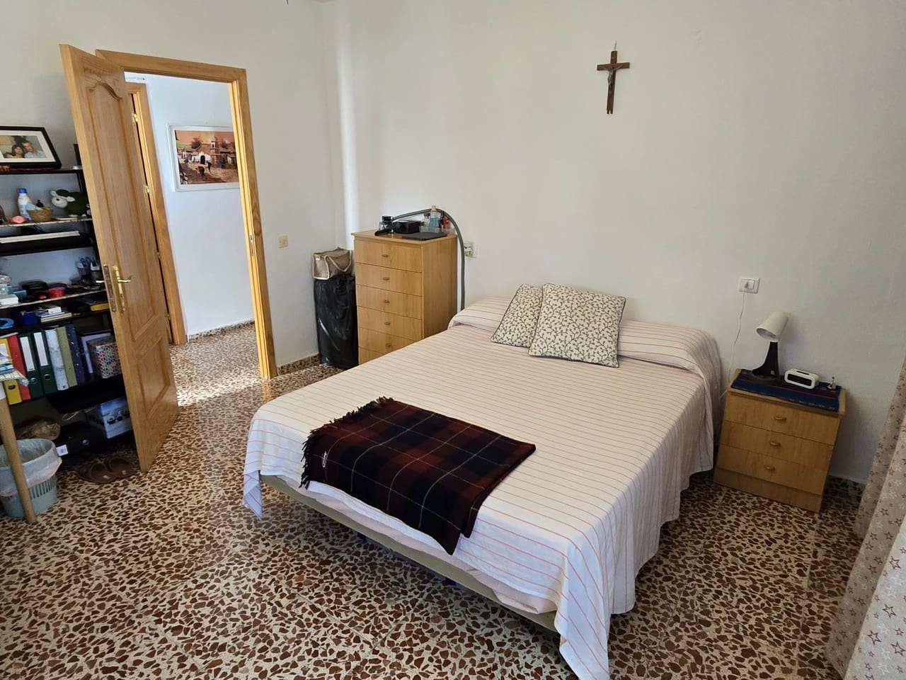 6 sovrum Hus till salu i Alcaucin med garage - 195 000 € (Ref: 9337051)