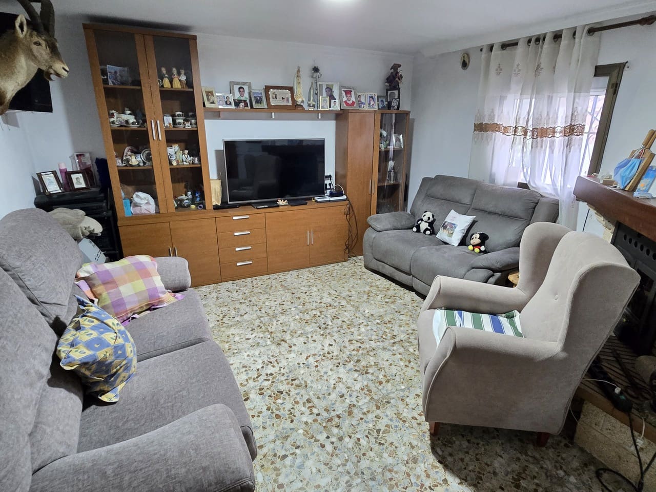 6 sovrum Hus till salu i Alcaucin med garage - 195 000 € (Ref: 9337051)