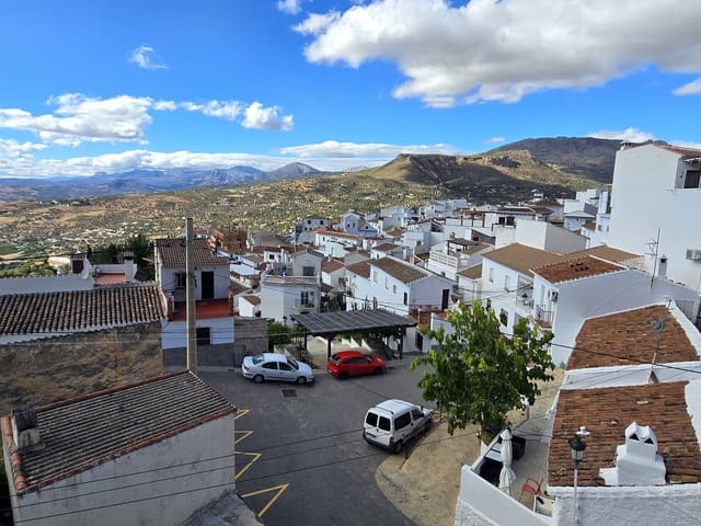 6 sovrum Hus till salu i Alcaucín med garage - 195 000 € (Ref: 9337051)