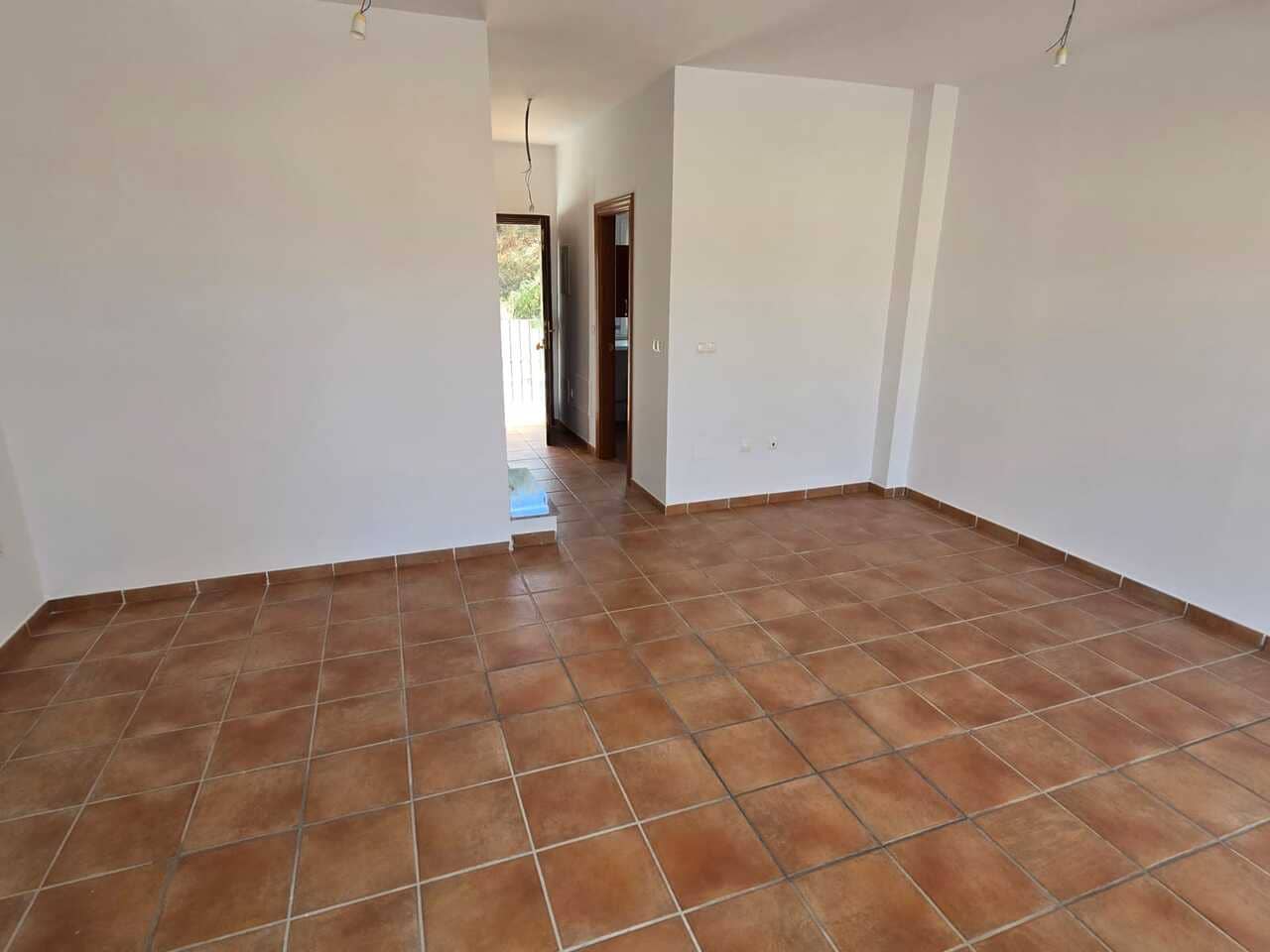 3 sovrum Hus till salu i Alcaucin med pool garage - 157 000 € (Ref: 9348466)