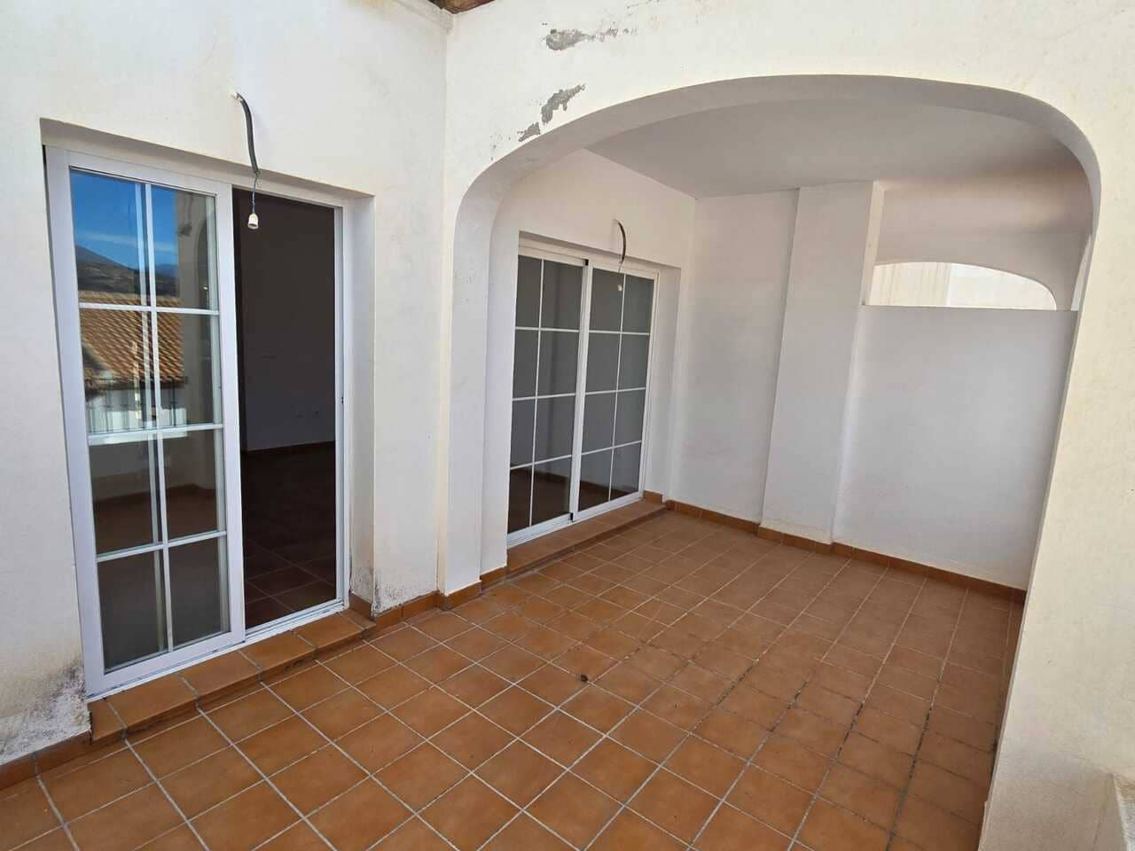 3 sovrum Hus till salu i Alcaucin med pool garage - 157 000 € (Ref: 9348466)