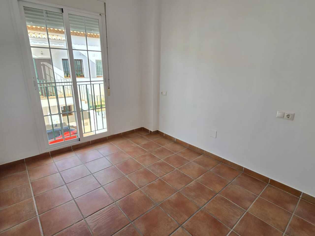 3 sovrum Hus till salu i Alcaucin med pool garage - 157 000 € (Ref: 9348466)