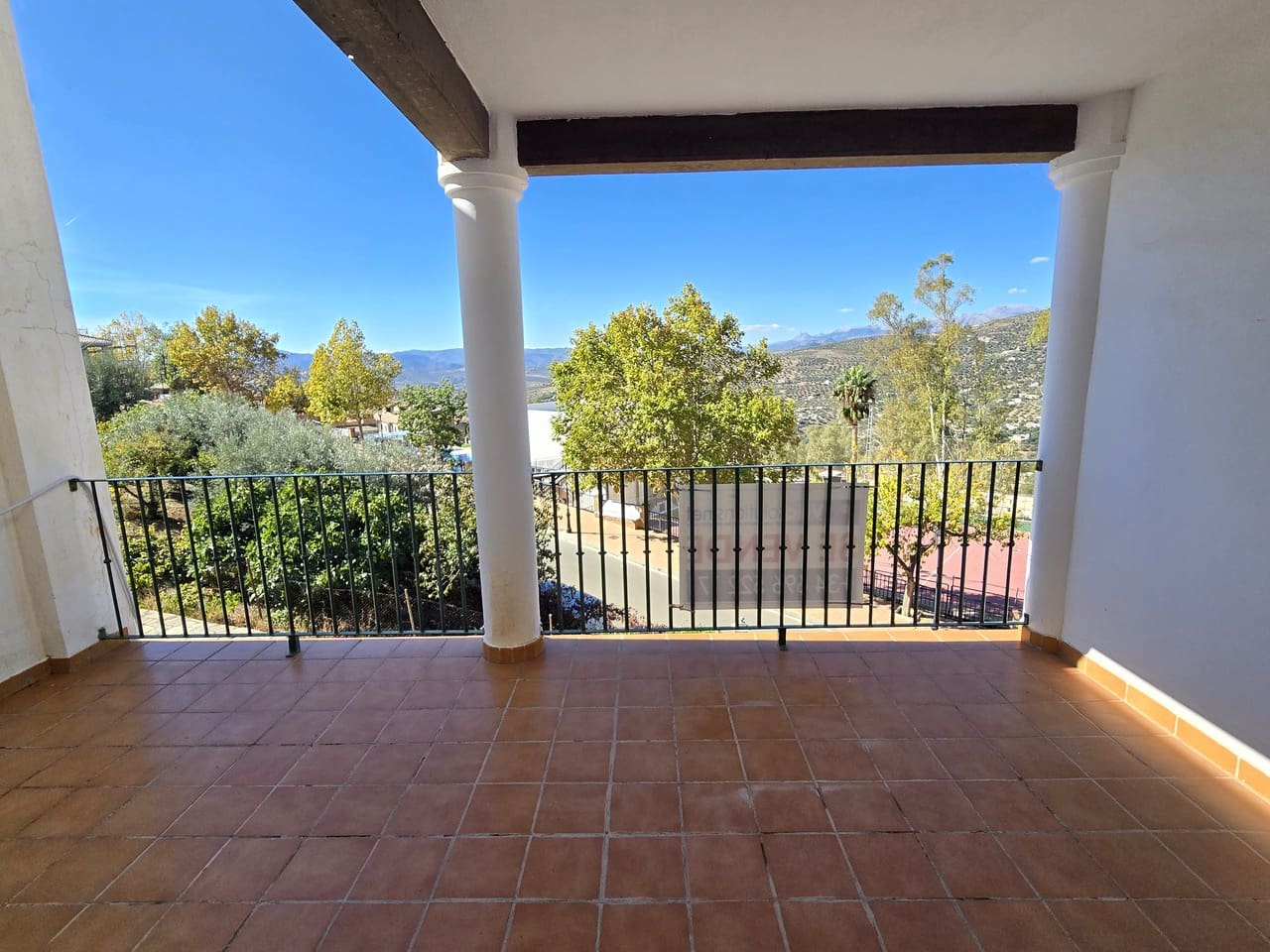 3 soveværelse Byhus til salg i Alcaucin med swimmingpool garage - € 195.000 (Ref: 9348586)