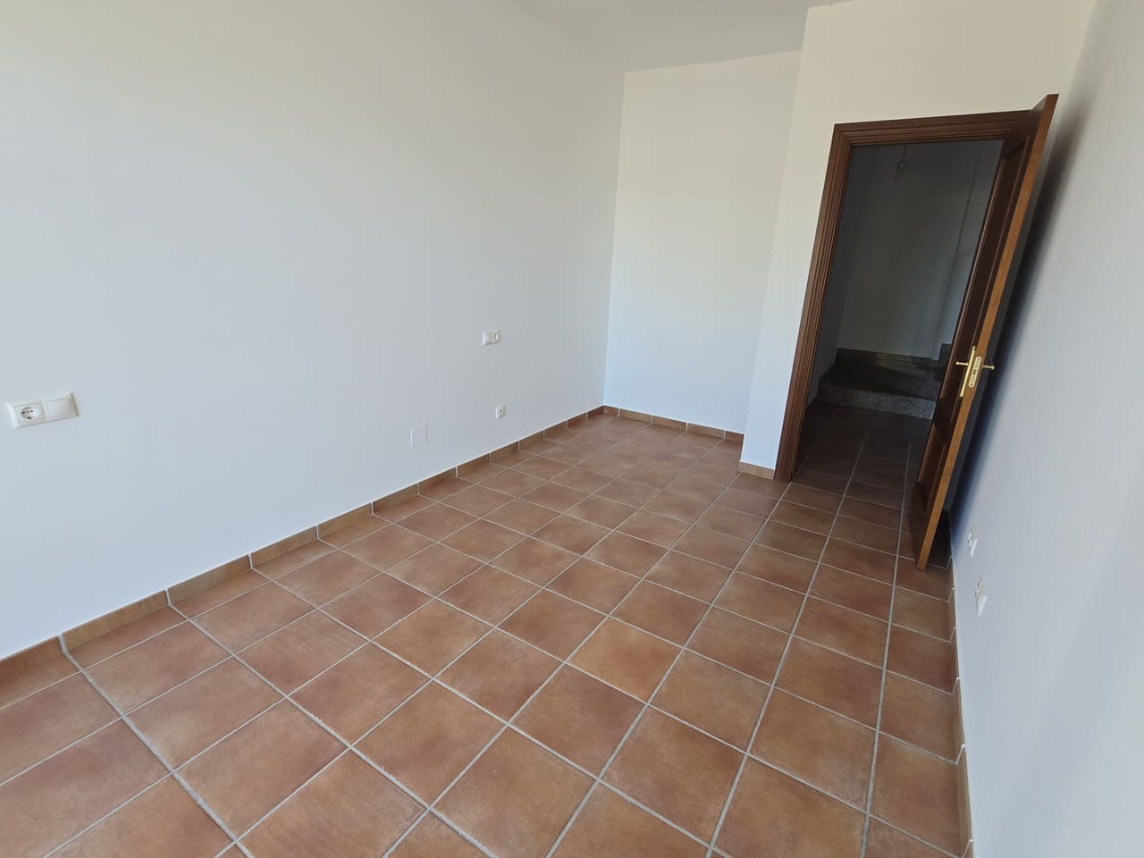 3 soveværelse Byhus til salg i Alcaucin med swimmingpool garage - € 195.000 (Ref: 9348586)