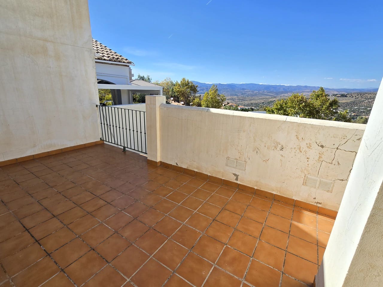 3 soveværelse Byhus til salg i Alcaucin med swimmingpool garage - € 195.000 (Ref: 9348586)