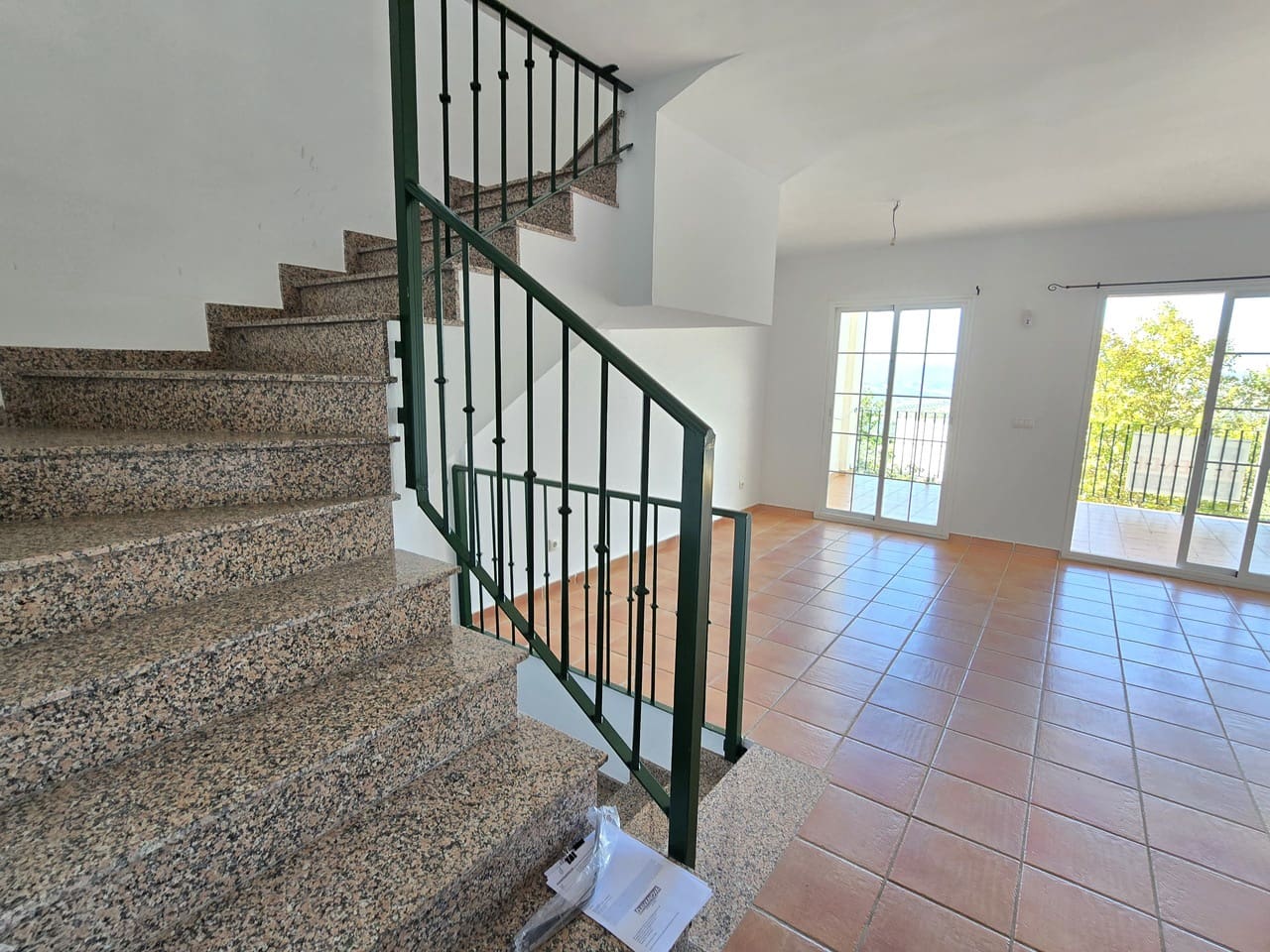 3 soveværelse Byhus til salg i Alcaucin med swimmingpool garage - € 195.000 (Ref: 9348586)