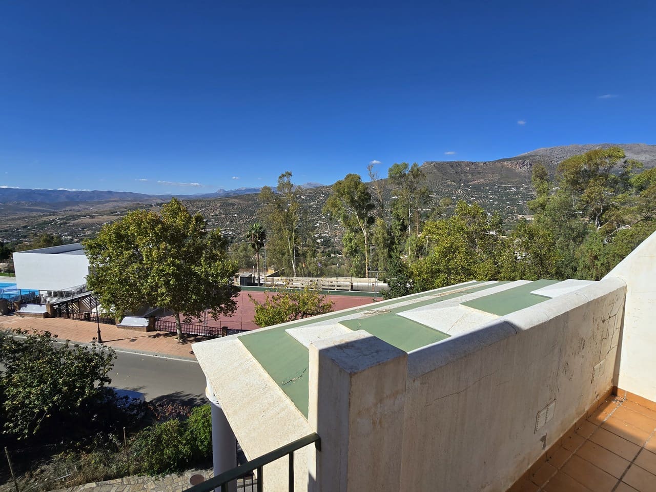 3 soveværelse Byhus til salg i Alcaucin med swimmingpool garage - € 195.000 (Ref: 9348586)