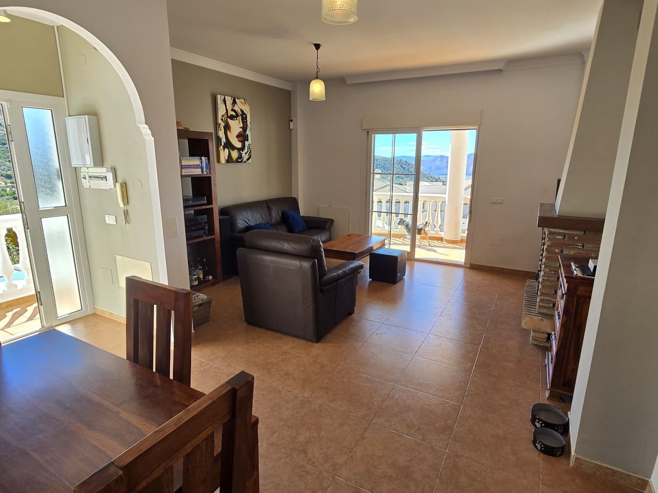 3 sypialnia Willa na sprzedaż w Alcaucin z basenem garażem - 299 000 € (Ref: 9357430)