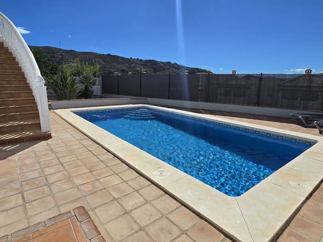 3 sypialnia Willa na sprzedaż w Alcaucín z basenem garażem - 299 000 € (Ref: 9357430)