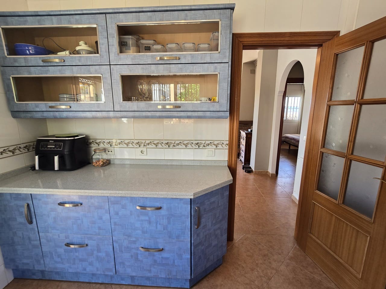 3 sypialnia Willa na sprzedaż w Alcaucin z basenem garażem - 299 000 € (Ref: 9357430)