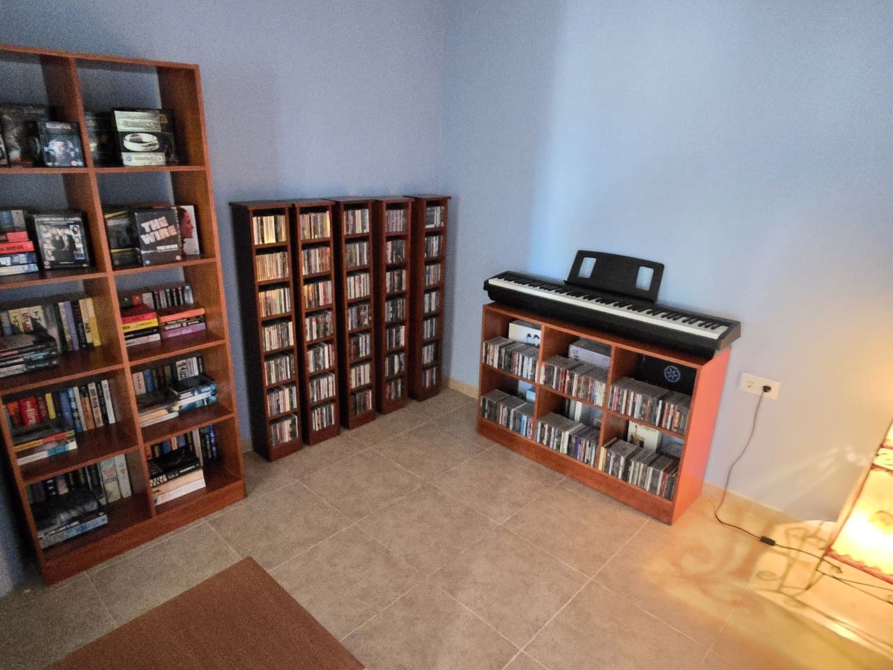 3 sypialnia Willa na sprzedaż w Alcaucin z basenem garażem - 299 000 € (Ref: 9357430)