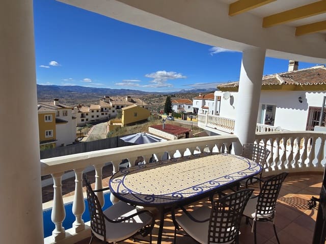 3 sypialnia Willa na sprzedaż w Alcaucín z basenem garażem - 299 000 € (Ref: 9357430)