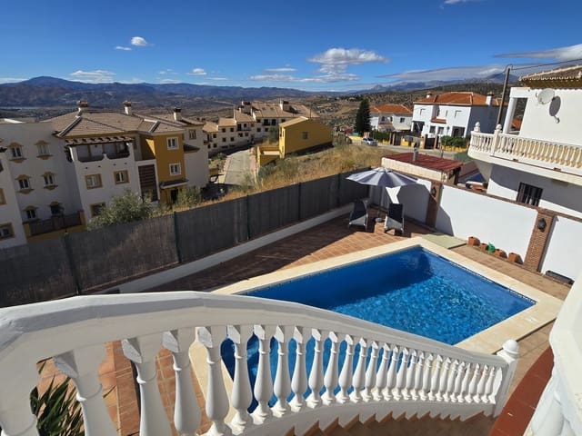 3 sypialnia Willa na sprzedaż w Alcaucín z basenem garażem - 299 000 € (Ref: 9357430)