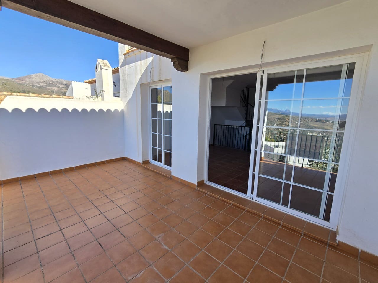 3 soveværelse Byhus til salg i Alcaucin med swimmingpool garage - € 185.000 (Ref: 9363030)