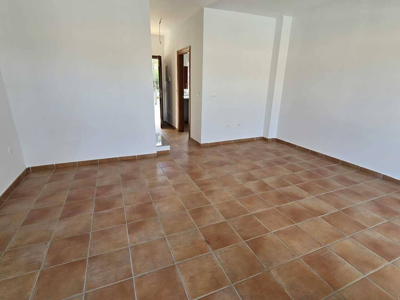 3 soveværelse Byhus til salg i Alcaucin med swimmingpool garage - € 157.000 (Ref: 9374058)