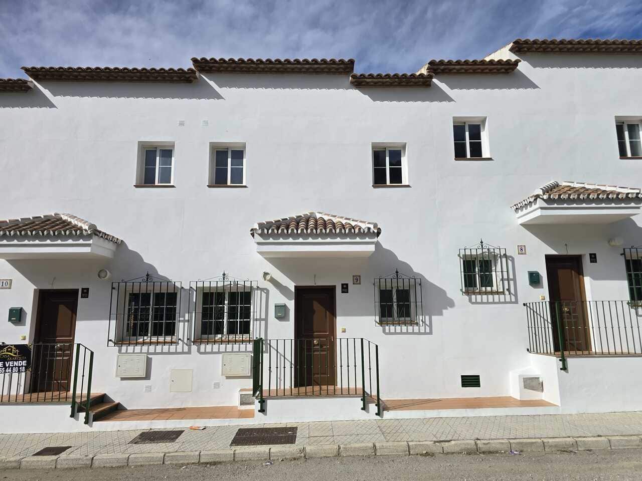 3 soveværelse Byhus til salg i Alcaucin med swimmingpool garage - € 157.000 (Ref: 9374058)