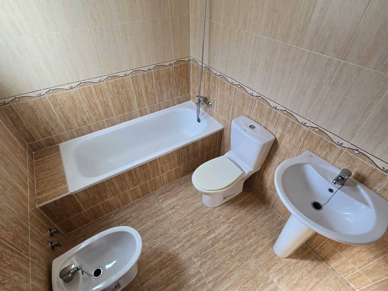 3 soveværelse Byhus til salg i Alcaucin med swimmingpool garage - € 157.000 (Ref: 9374058)