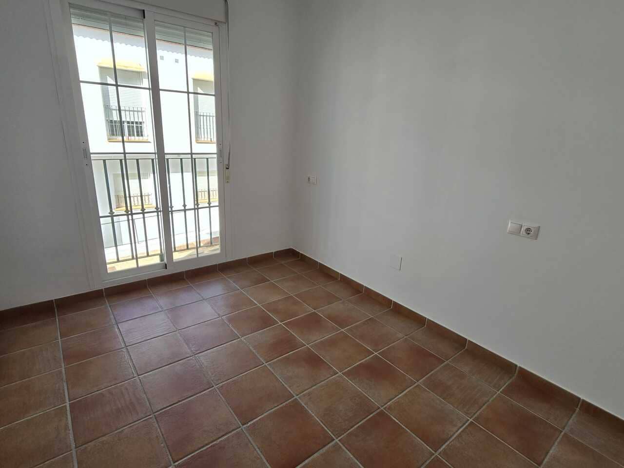 3 soveværelse Byhus til salg i Alcaucin med swimmingpool garage - € 157.000 (Ref: 9374058)