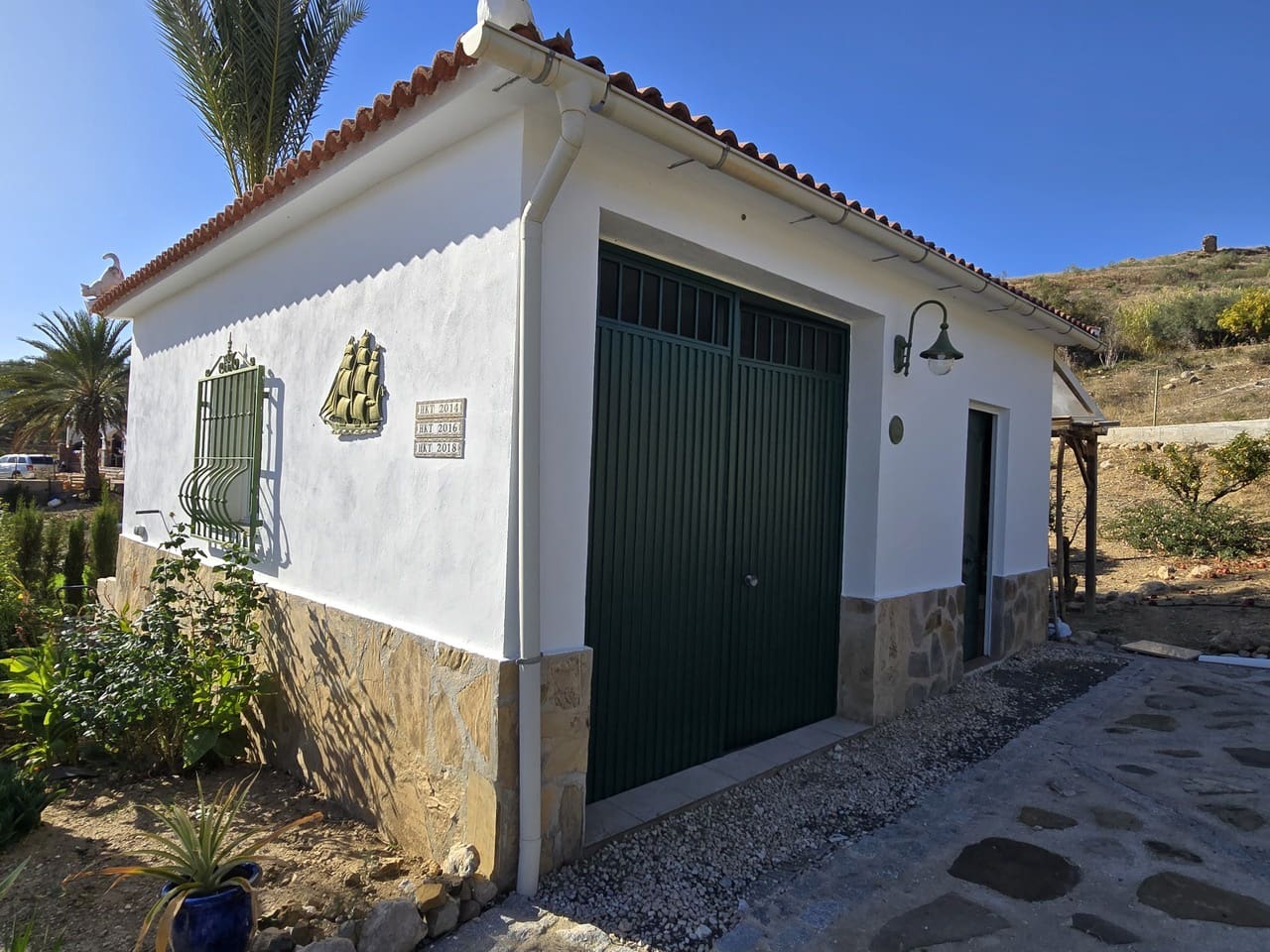 3 sypialnia Willa na sprzedaż w Alcaucin z basenem garażem - 397 500 € (Ref: 9386005)