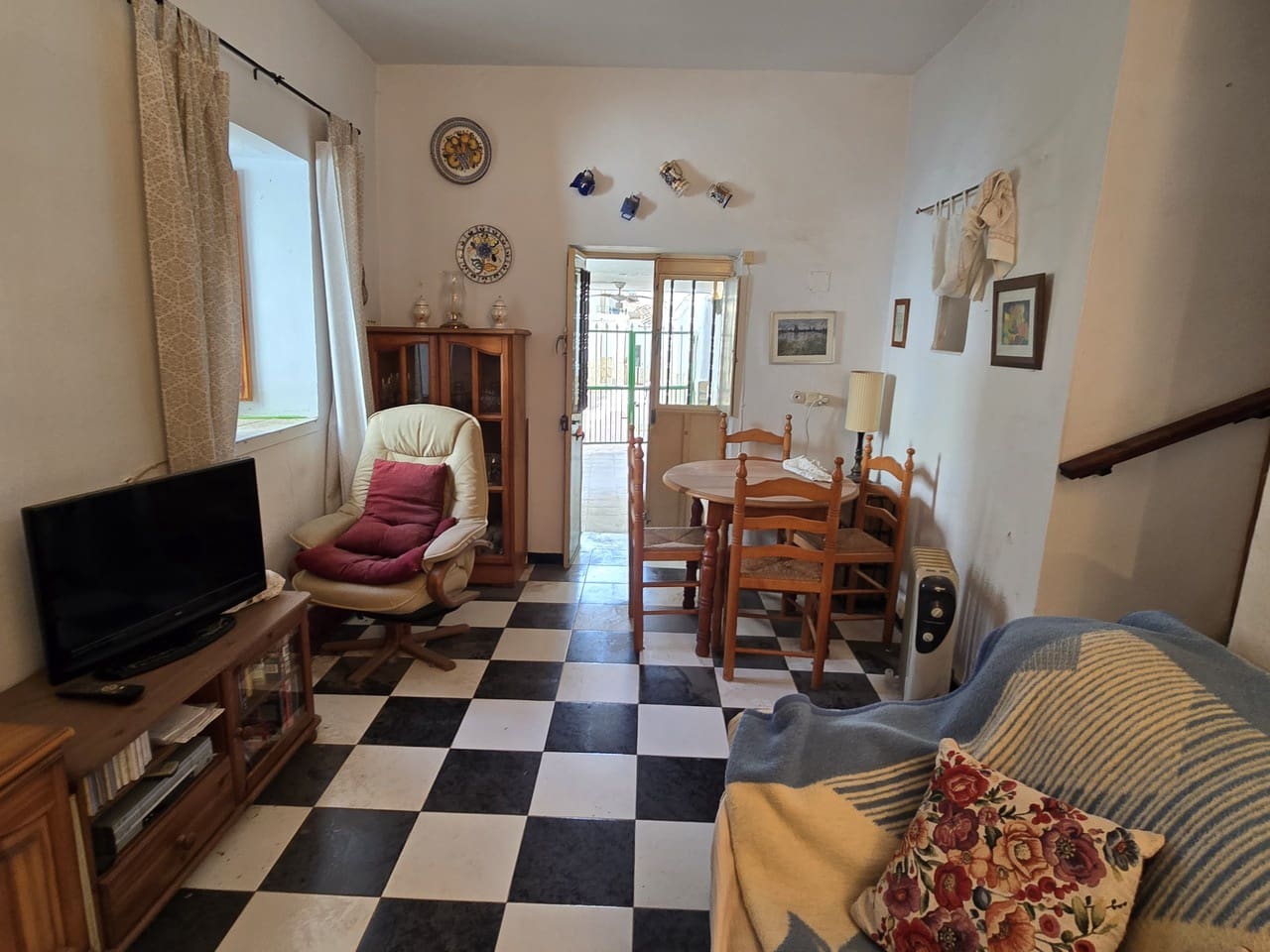 2 makuuhuone Omakotitalo myytävänä paikassa Vinuela - 65 000 € (Ref: 9386368)