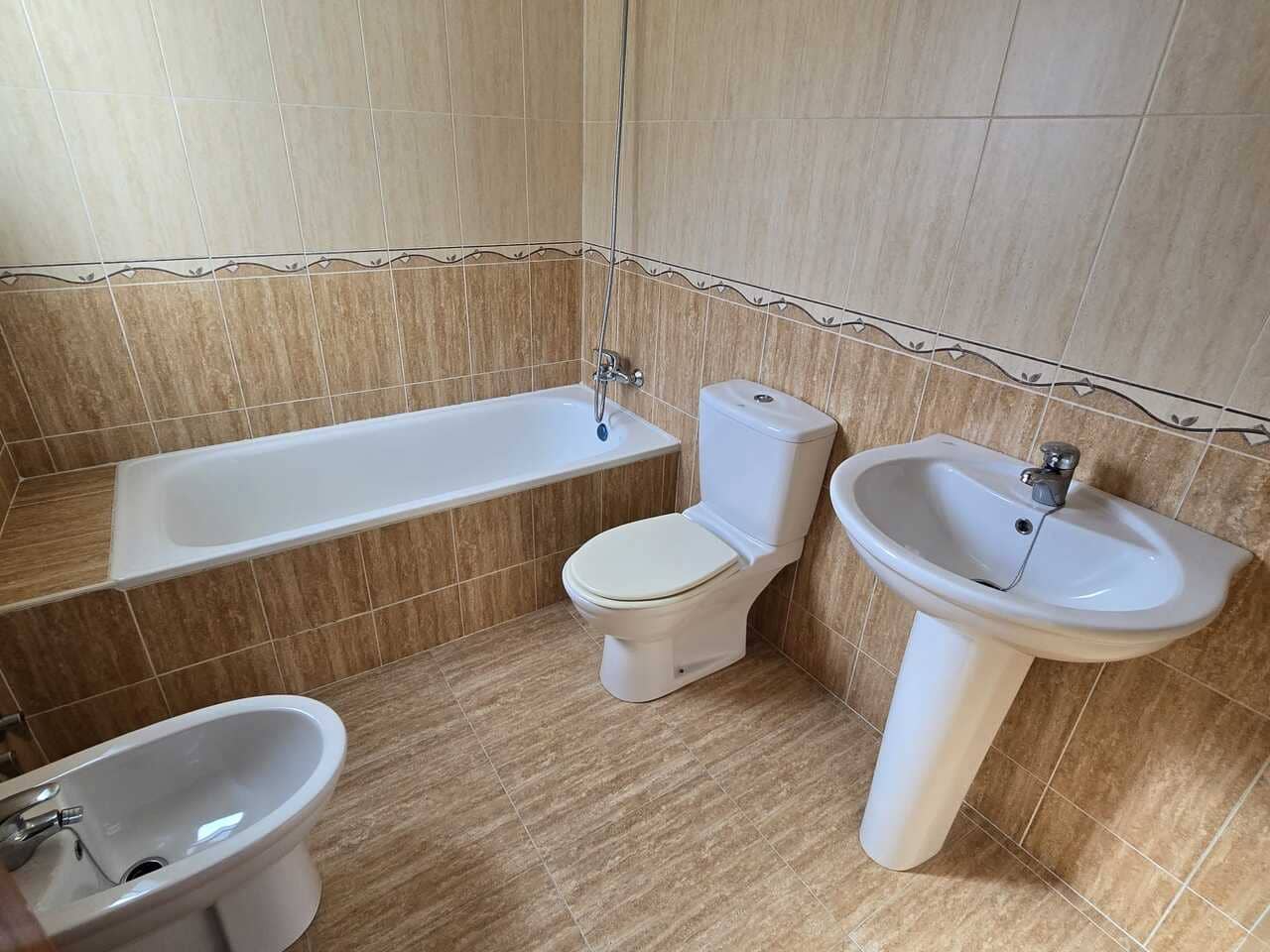 3 soveværelse Byhus til salg i Alcaucin med swimmingpool garage - € 160.000 (Ref: 9394280)