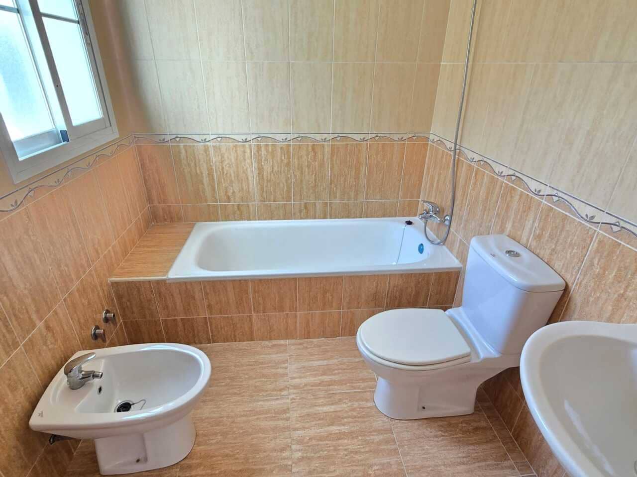 3 camera da letto Casa in vendita in Alcaucin con piscina garage - 180.000 € (Rif: 9394281)