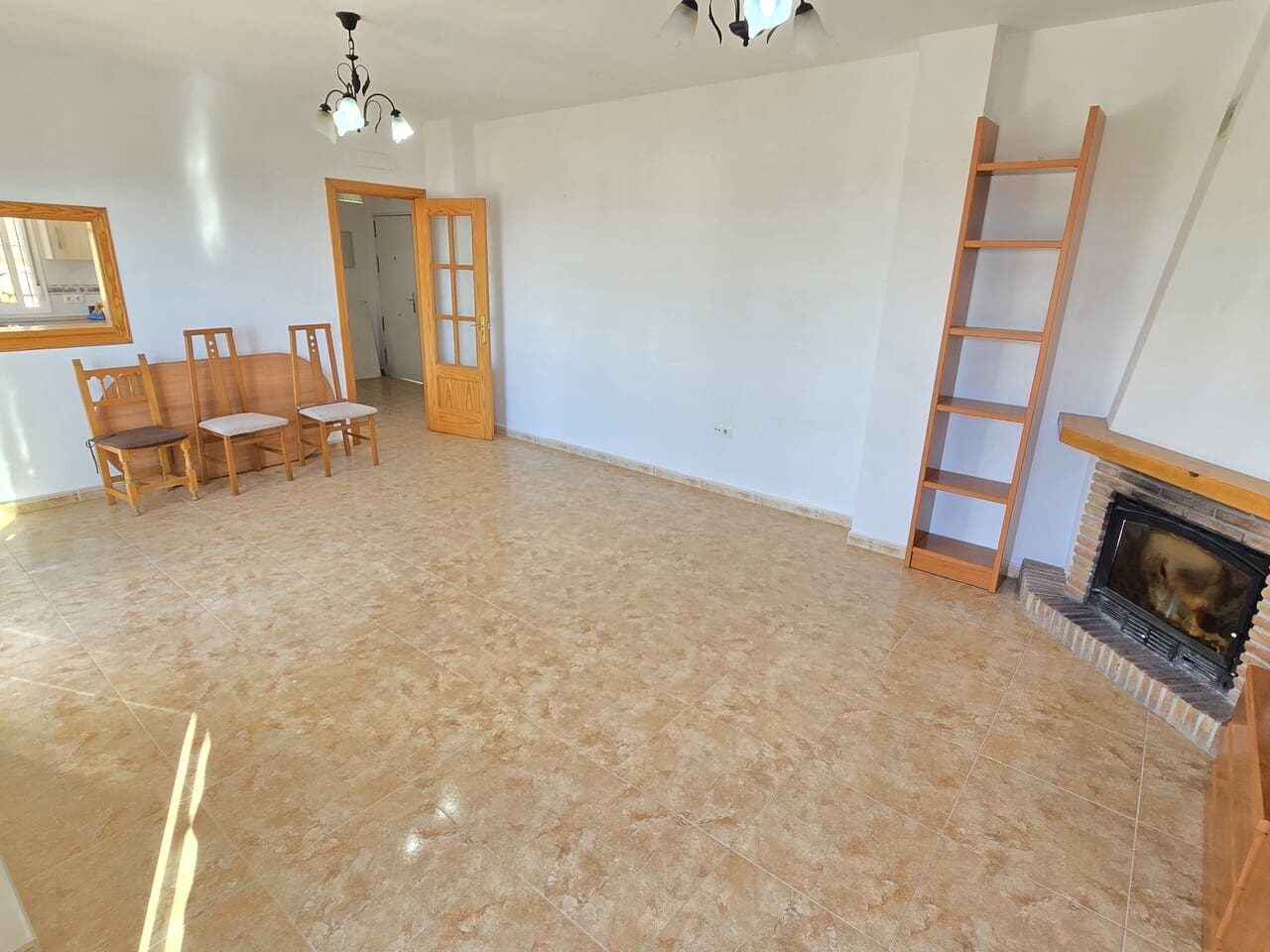 3 sypialnia Willa na sprzedaż w Alcaucin z basenem - 285 000 € (Ref: 9399831)