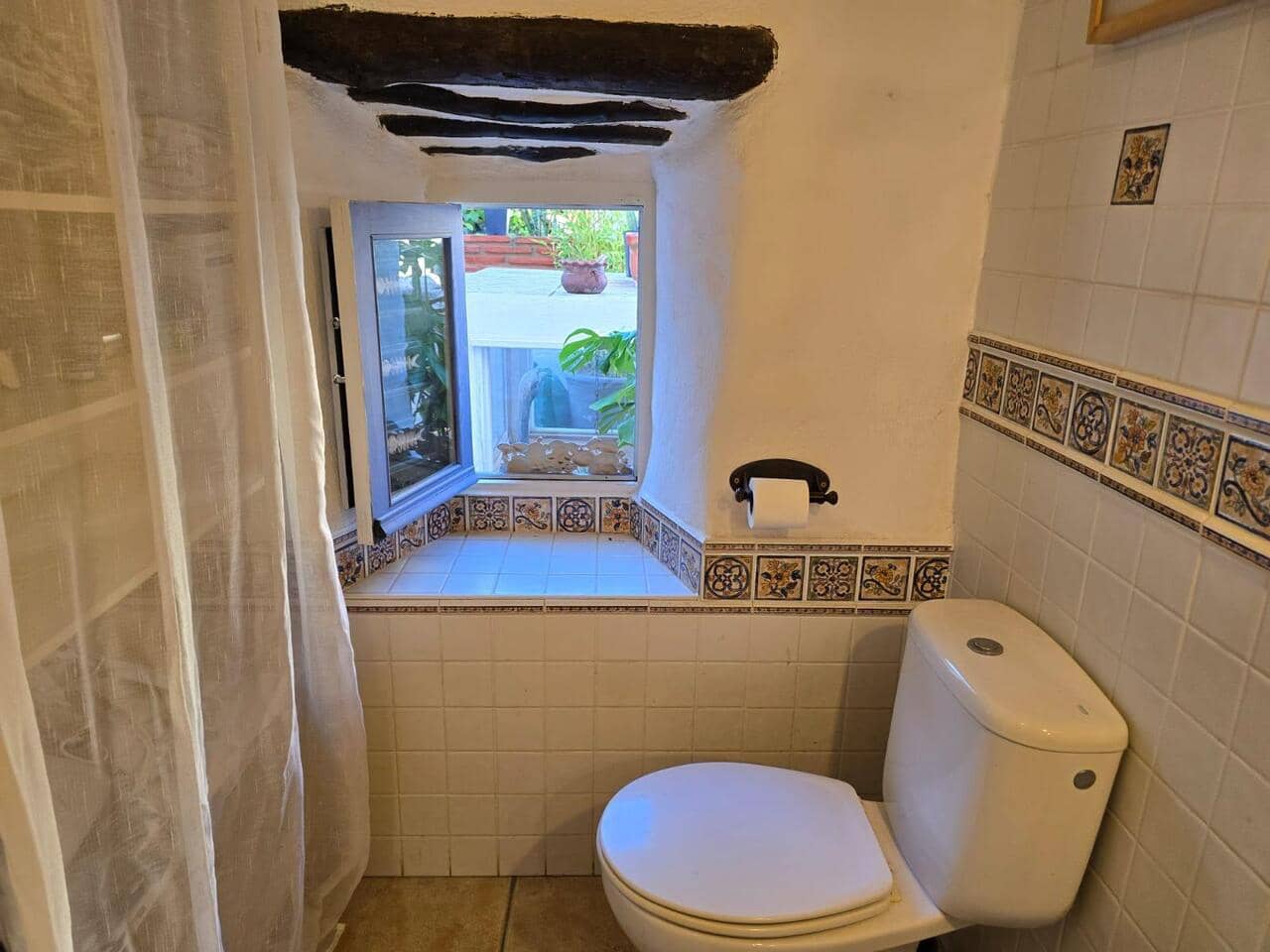 2 soveværelse Byhus til salg i Vinuela med garage - € 179.000 (Ref: 9402598)