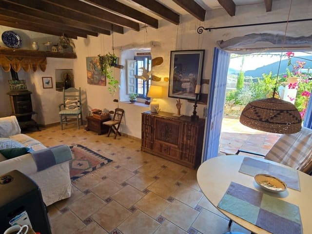 2 soveværelse Byhus til salg i Viñuela med garage - € 179.000 (Ref: 9402598)