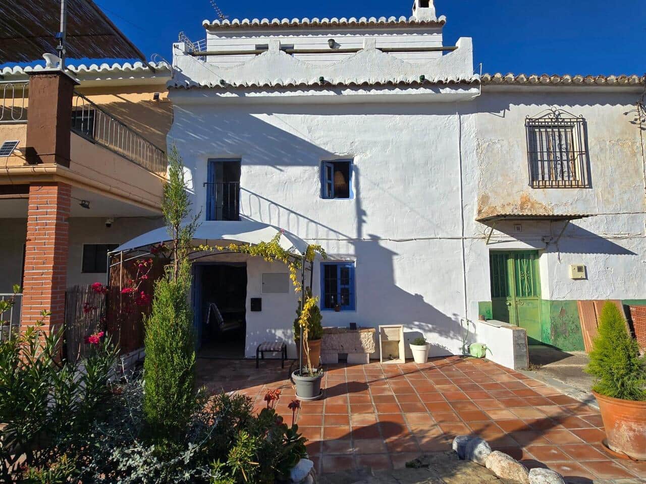 2 soveværelse Byhus til salg i Vinuela med garage - € 179.000 (Ref: 9402598)