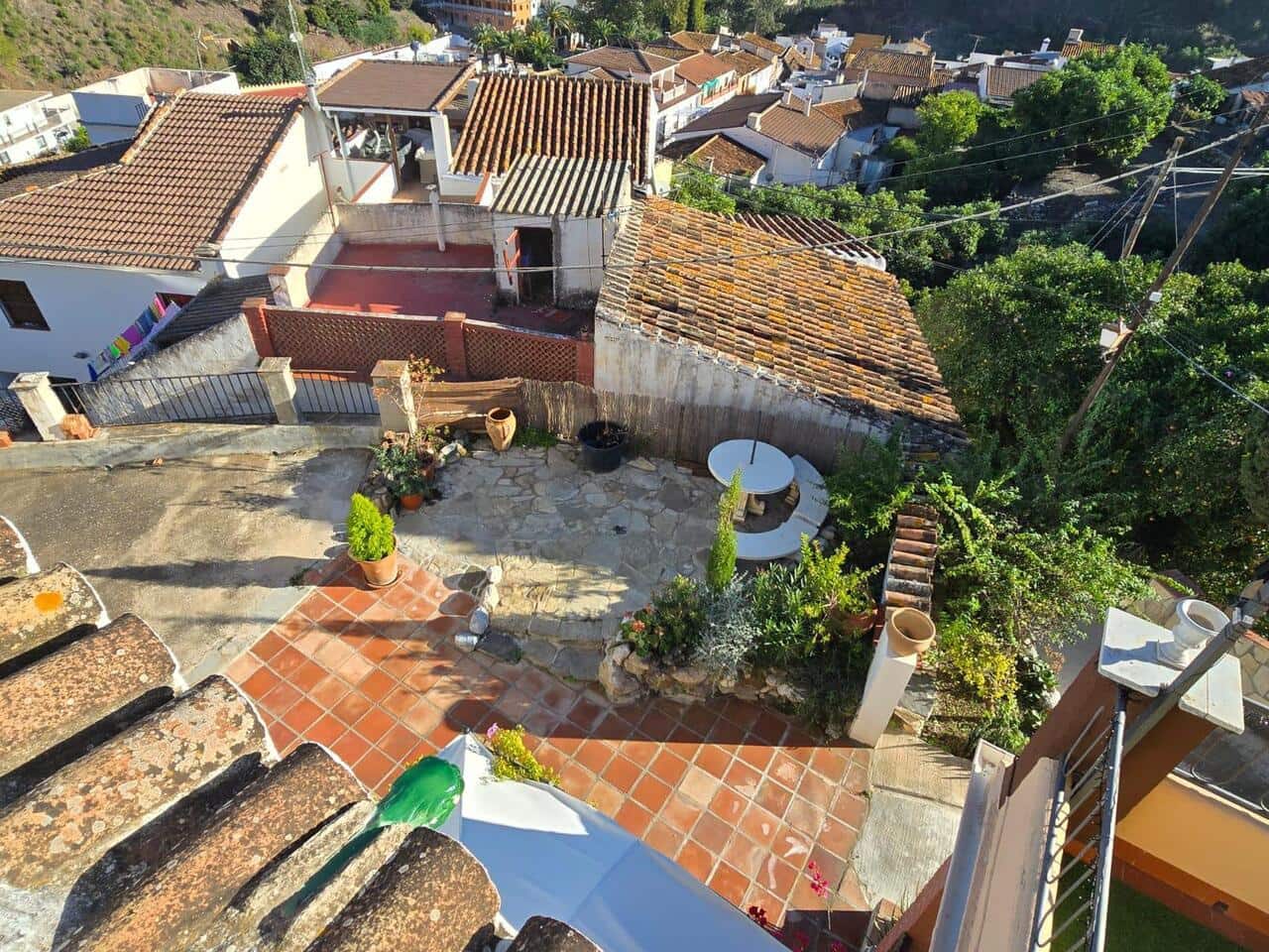 2 soveværelse Byhus til salg i Vinuela med garage - € 179.000 (Ref: 9402598)