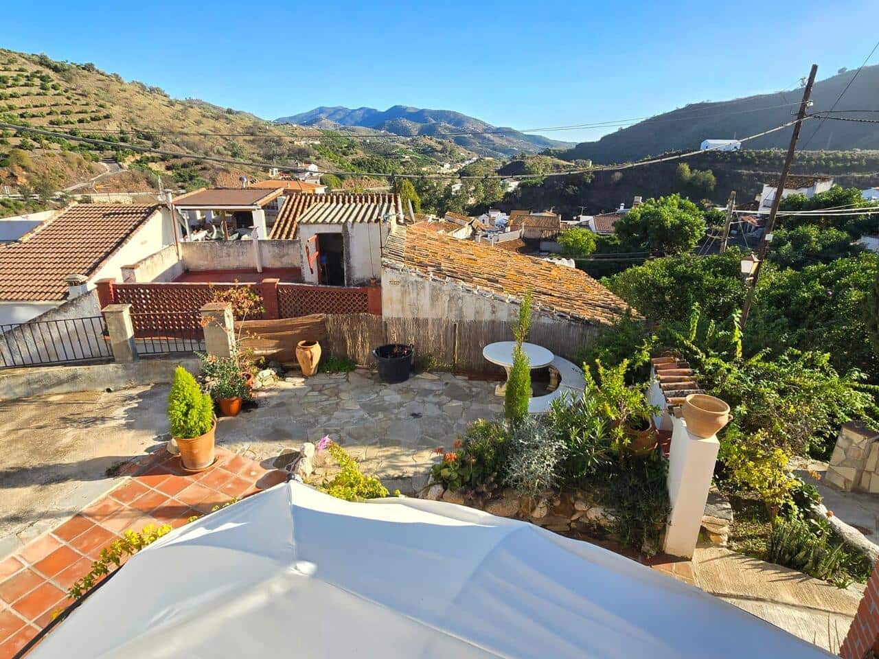 2 soveværelse Byhus til salg i Vinuela med garage - € 179.000 (Ref: 9402598)