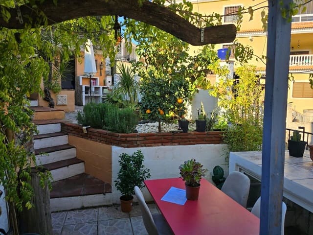 2 soveværelse Byhus til salg i Viñuela med garage - € 179.000 (Ref: 9402598)